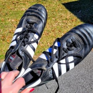 Copa Mundial Soccer Cleats Size 8